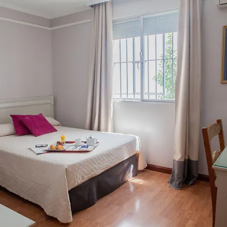 Dona Blanca Szálloda 3*