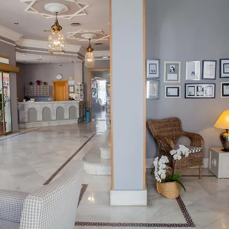 فندق Dona Blanca جيريز