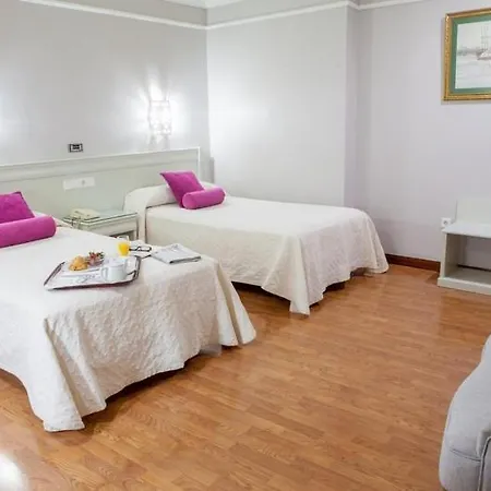 Dona Blanca Hotel 3*